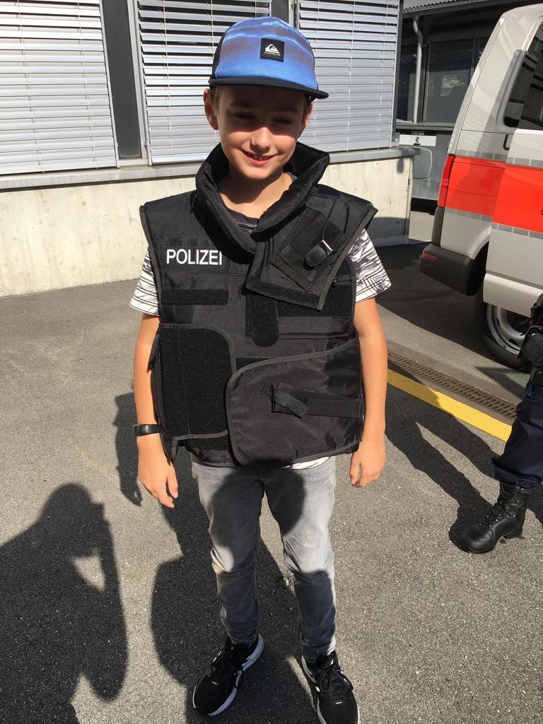 Besuch bei der Kantonspolizei GR