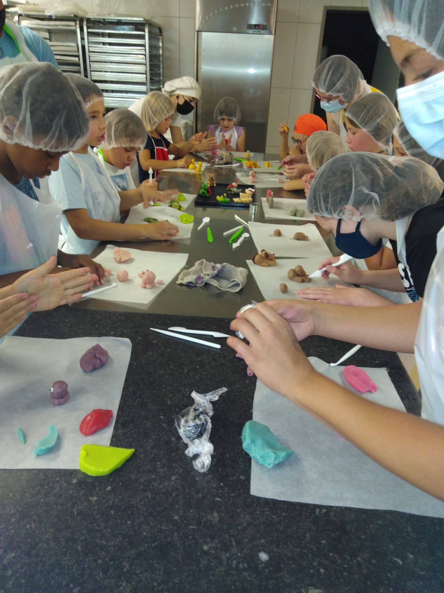 Marzipanfiguren modellieren