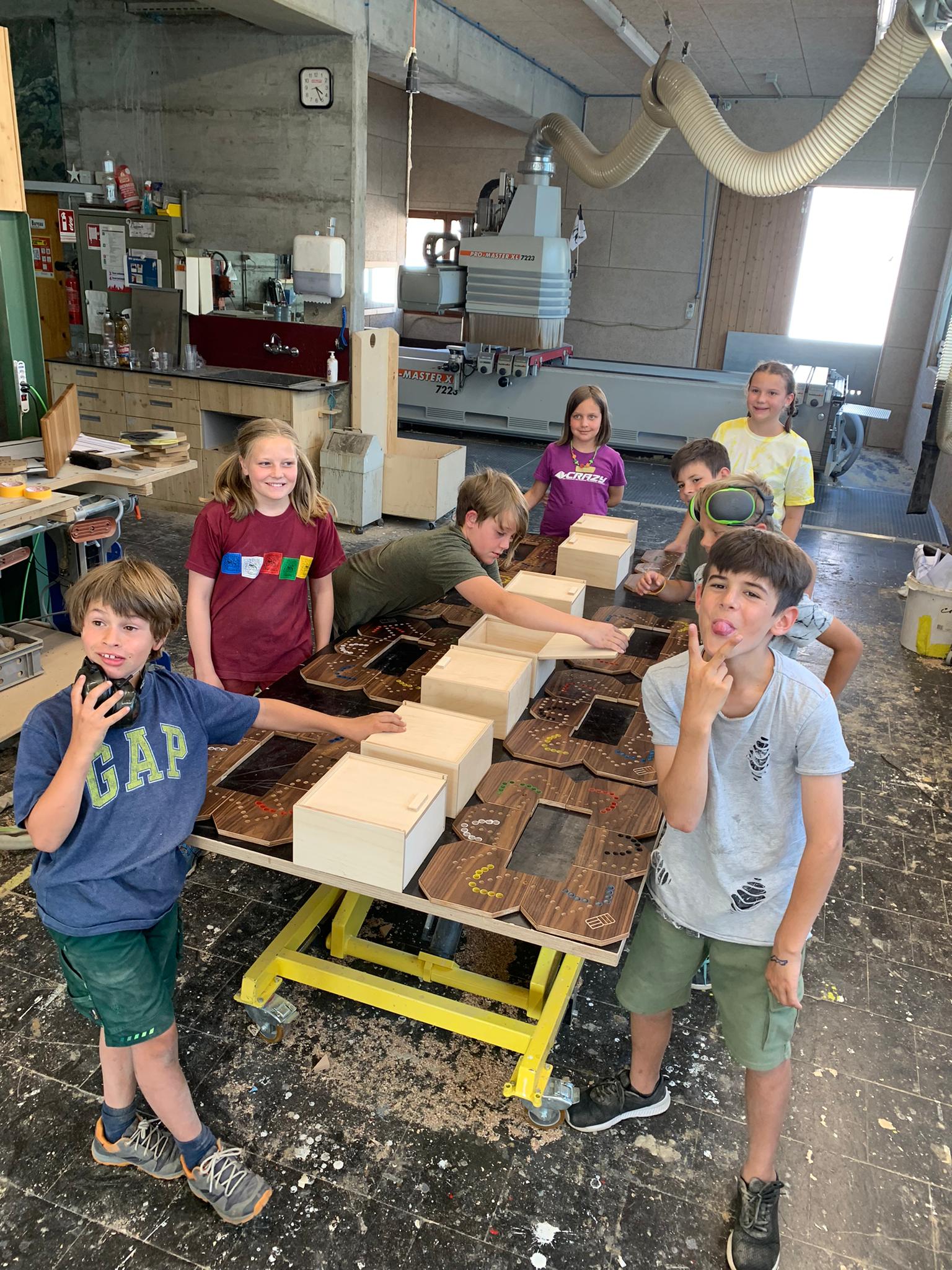 Erstelle ein Brettspiel