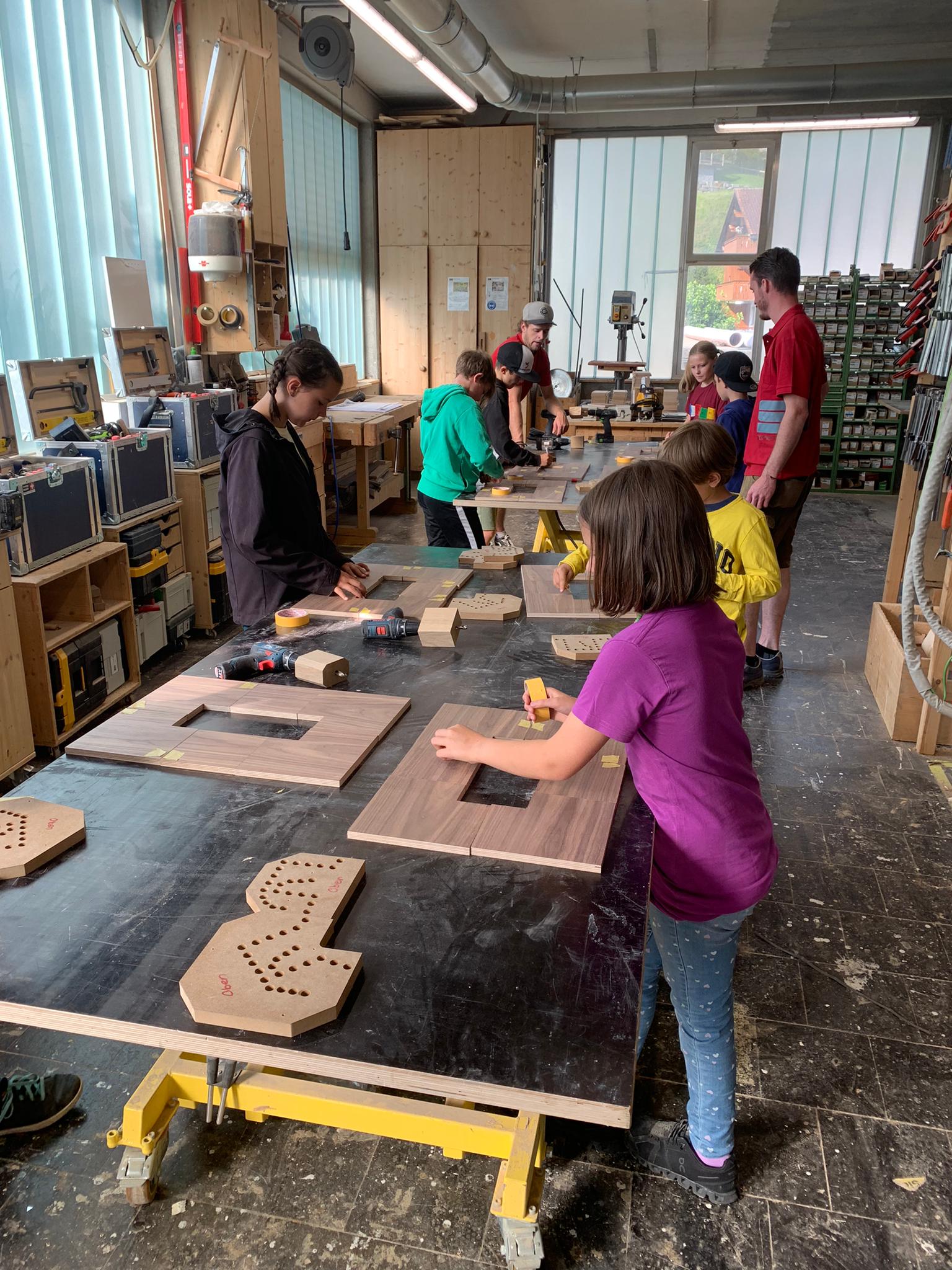 Erstelle ein Brettspiel