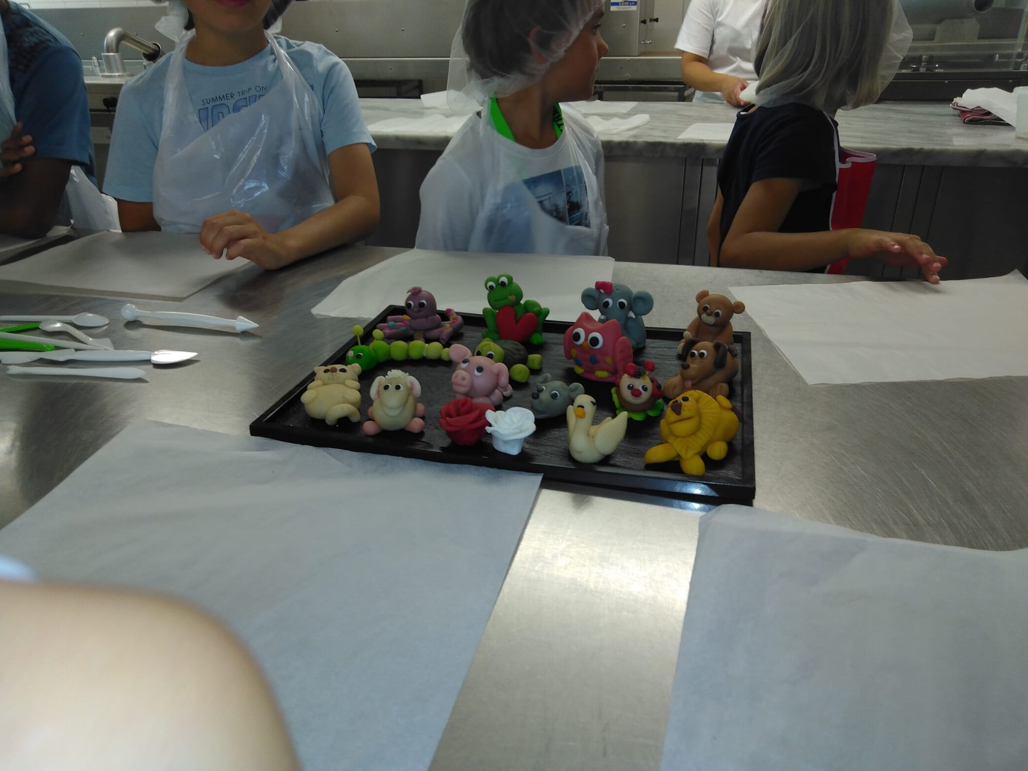 Marzipanfiguren modellieren