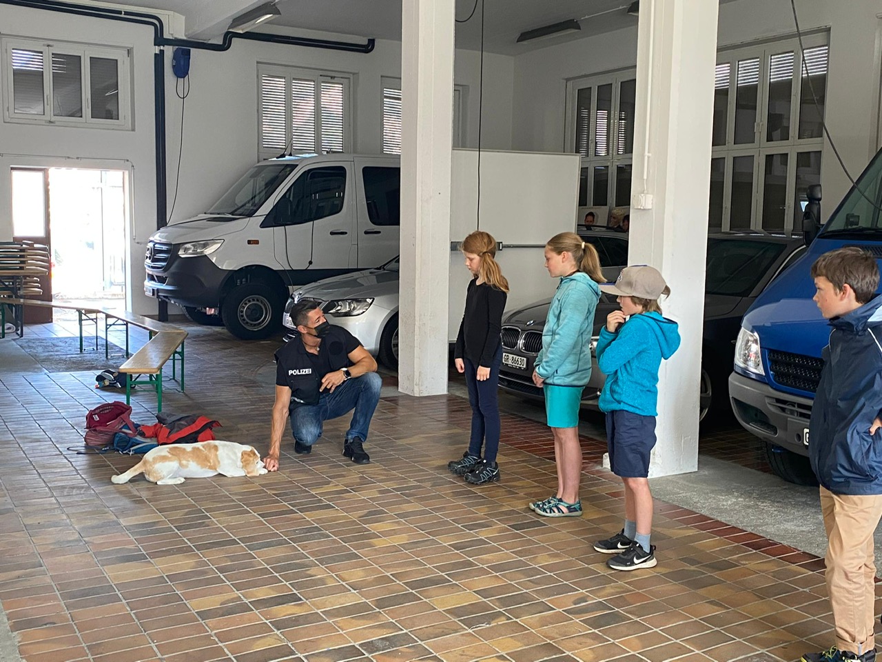 Besuch bei der Kantonspolizei GR